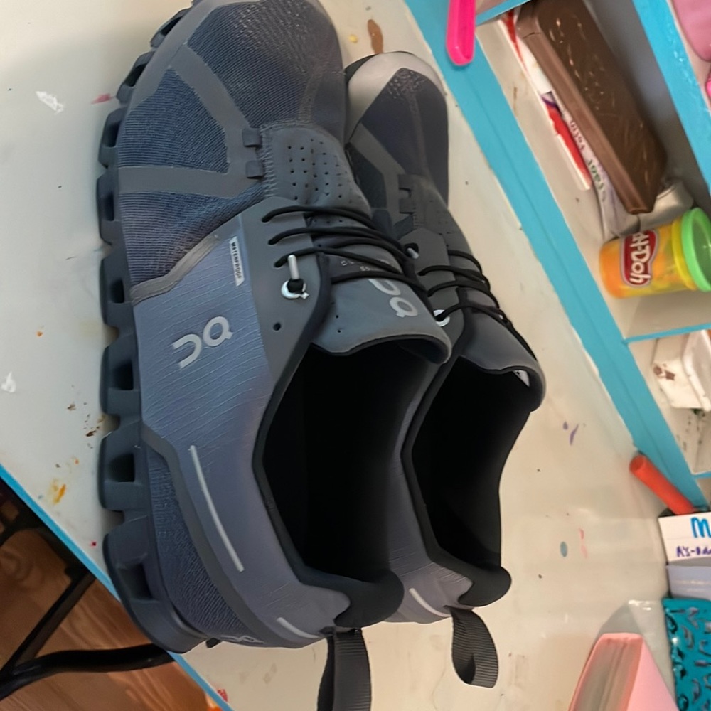 Mens shoes